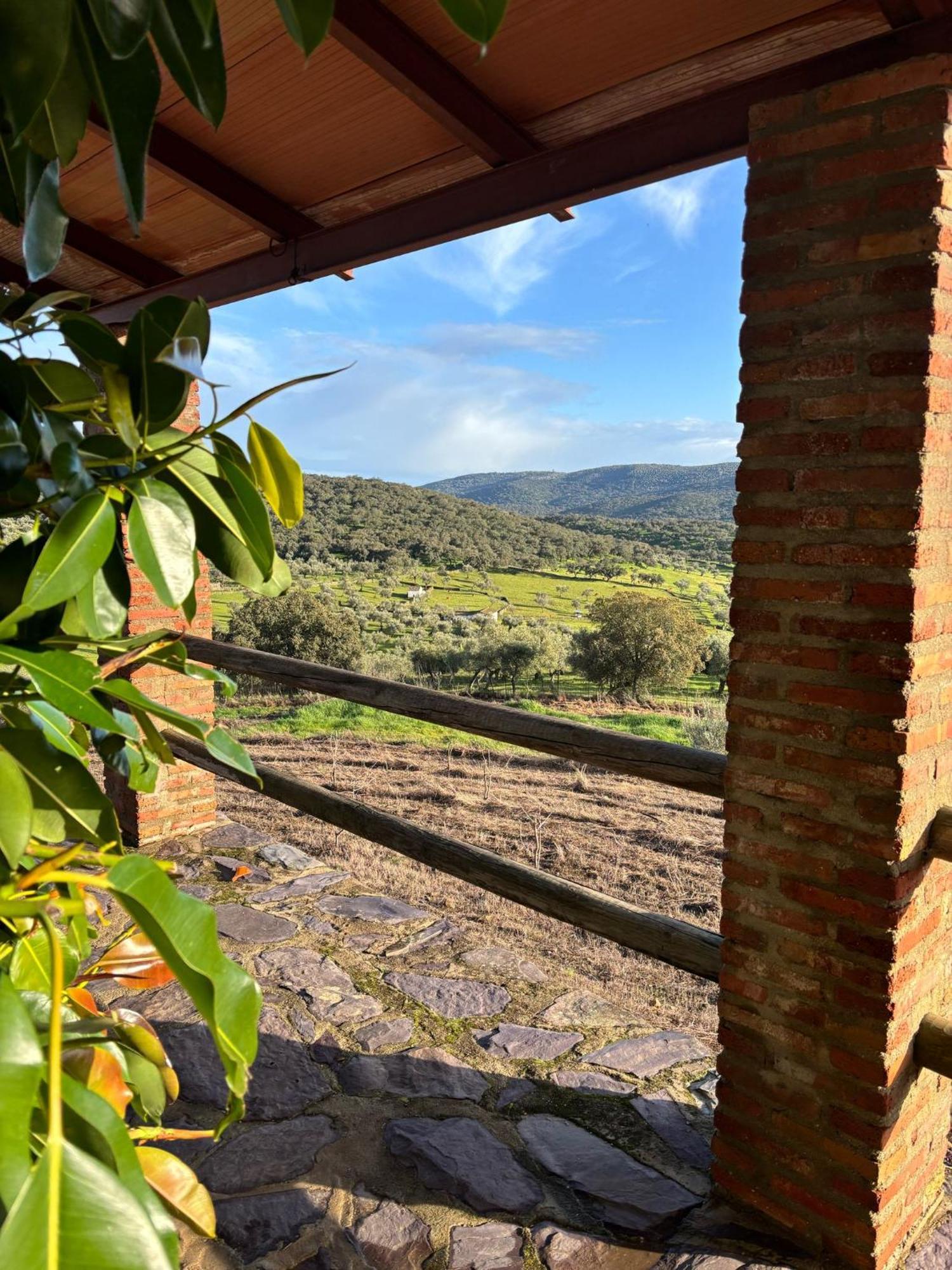 Casas Rurales Los Llanos Fuentes de León Exterior foto